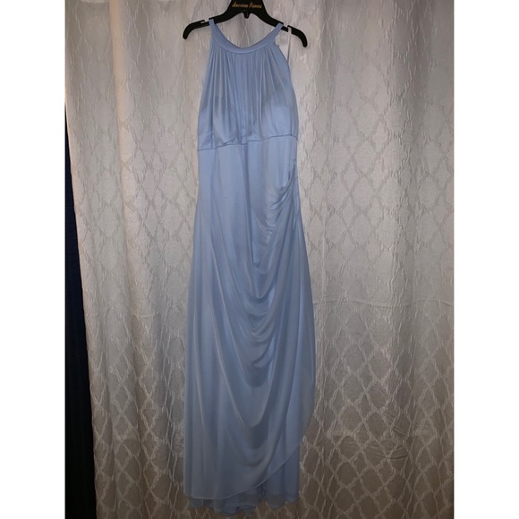 David’s Bridal Gown - Picture 1 of 4